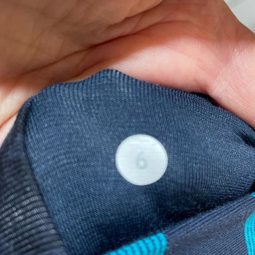 Lululemon Wunder Under pants, Beautiful Baroque Inkwell, size 6